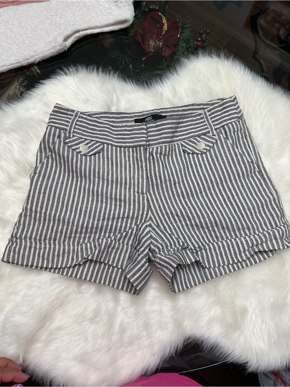 Abs Platinum Black and White Striped Cotton Jean Shorts size 4